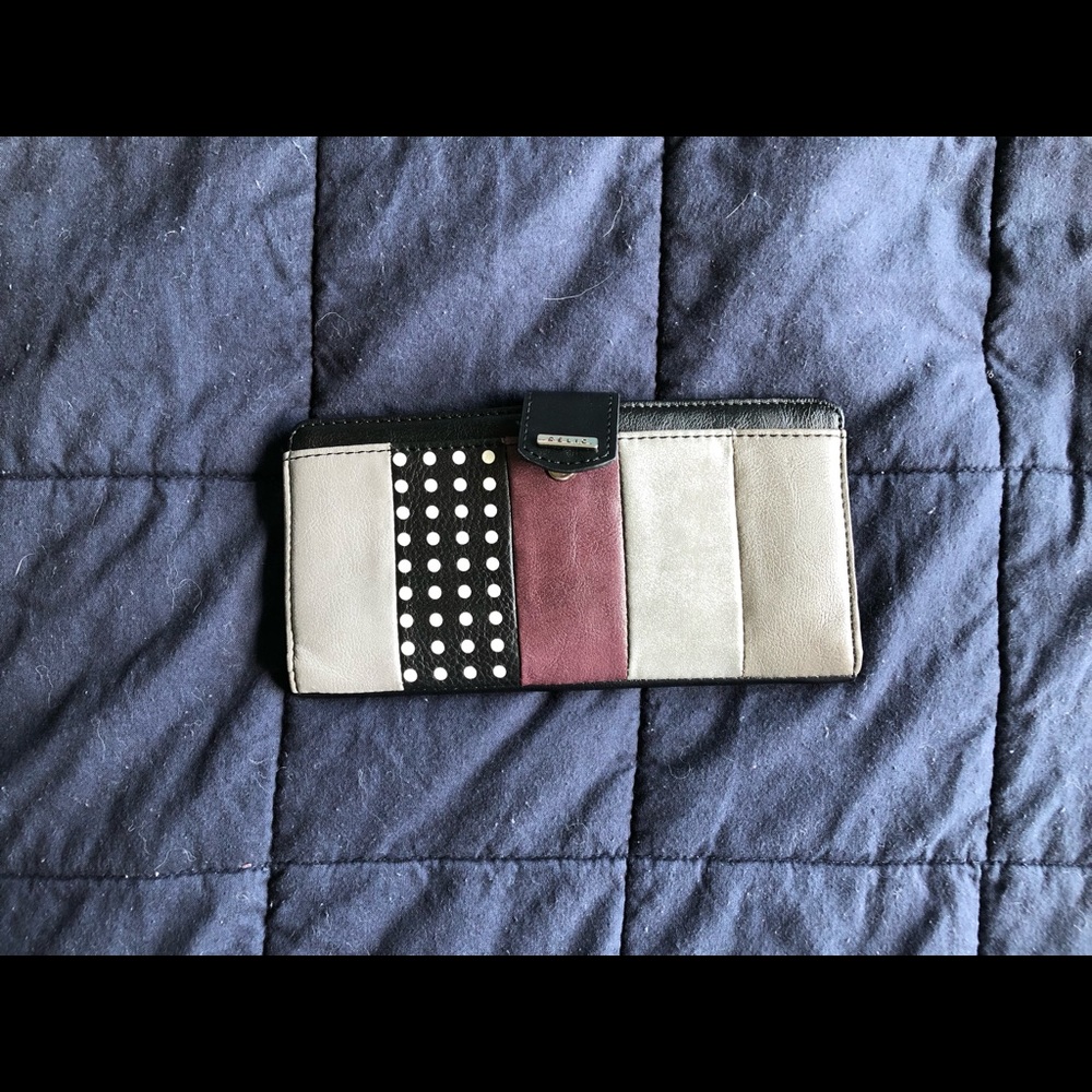Relic wallet